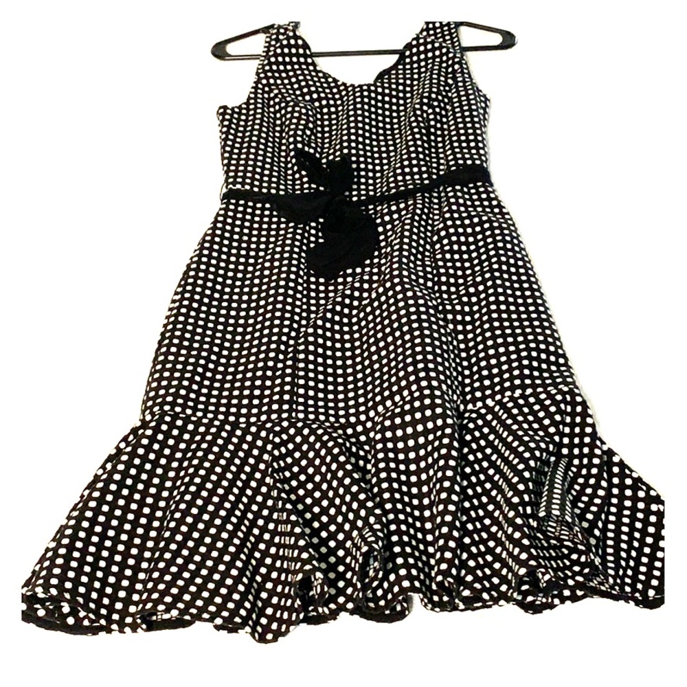 Black and white dress